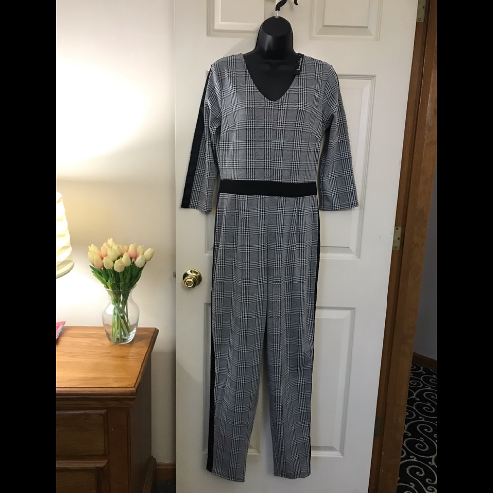 Women classy jumpsuit  size S